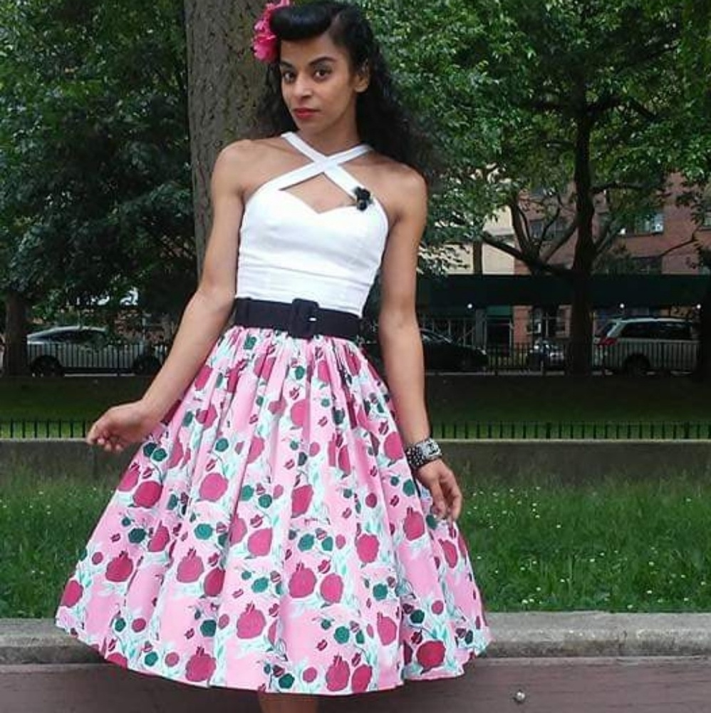 PUG Mary Blair PINK ROSES & LIPS JENNY SKIRT XS